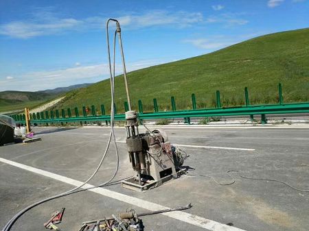 金沙公路地基基础注浆加固